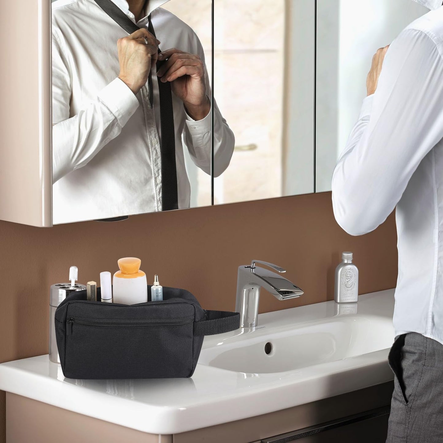 Travel Toiletry bag Toiletry bag for women men Hanging toiletry bag Cosmetic bag